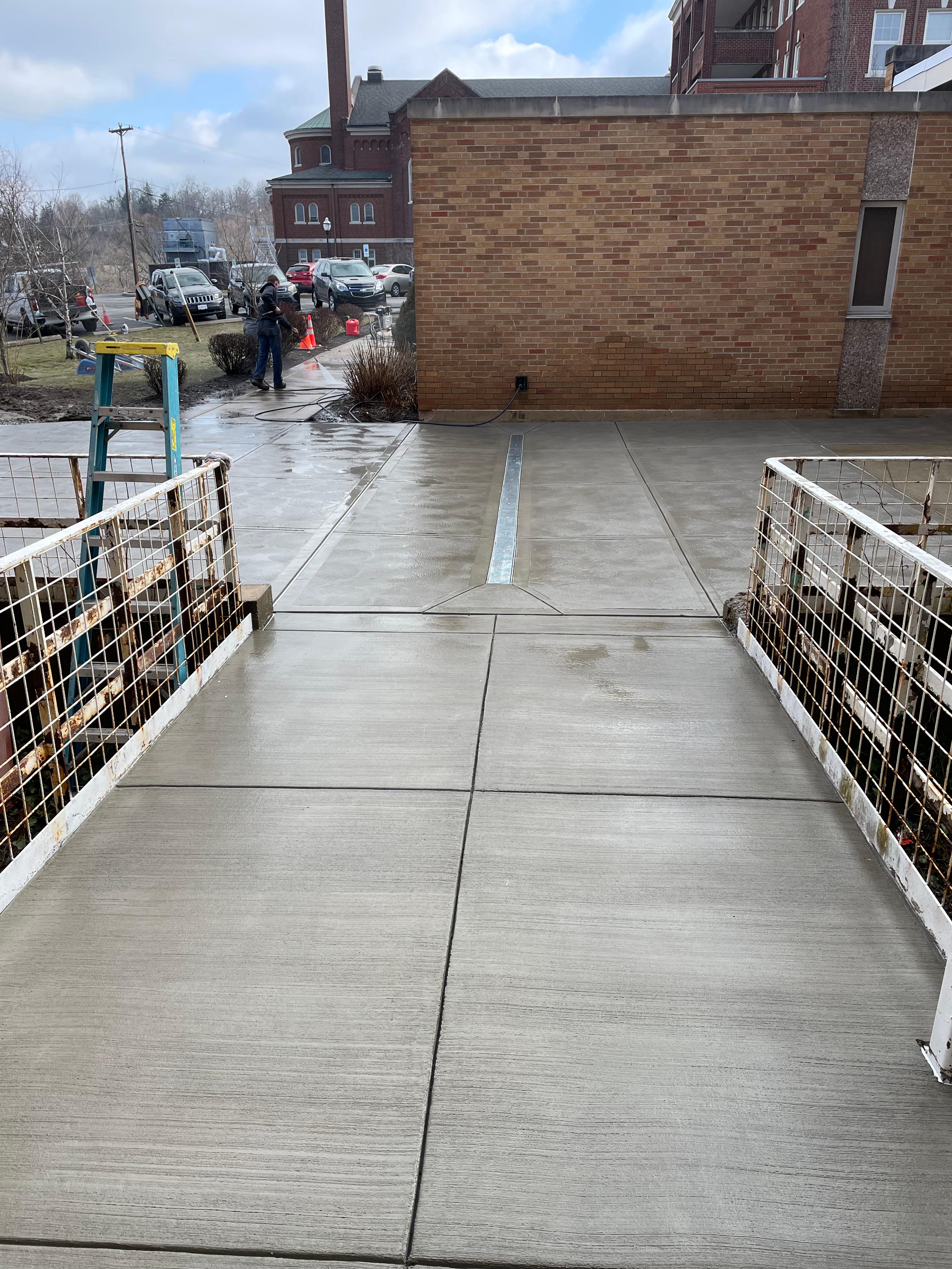 Commercial Concrete Walkway